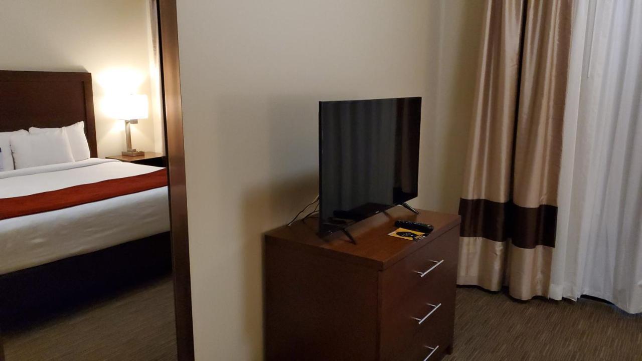 Comfort Inn & Suites Tempe Phoenix Sky Harbor Airport Ngoại thất bức ảnh
