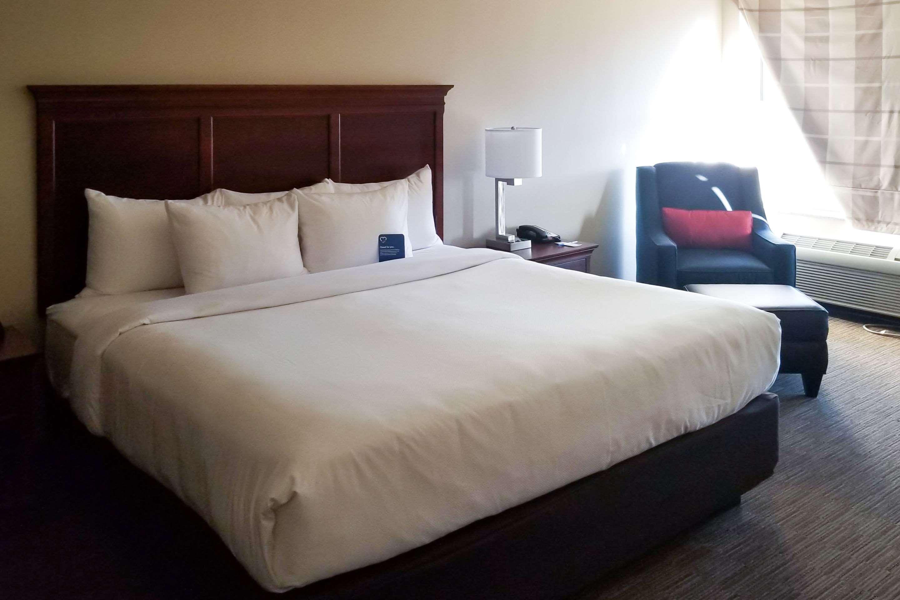 Comfort Inn & Suites Tempe Phoenix Sky Harbor Airport Ngoại thất bức ảnh