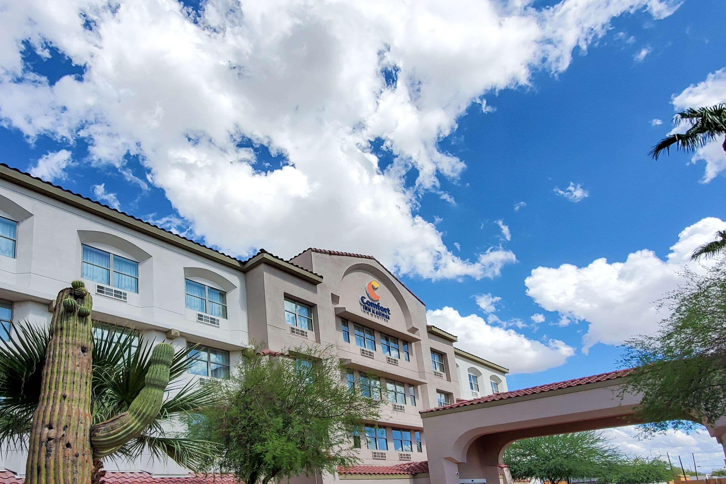 Comfort Inn & Suites Tempe Phoenix Sky Harbor Airport Ngoại thất bức ảnh