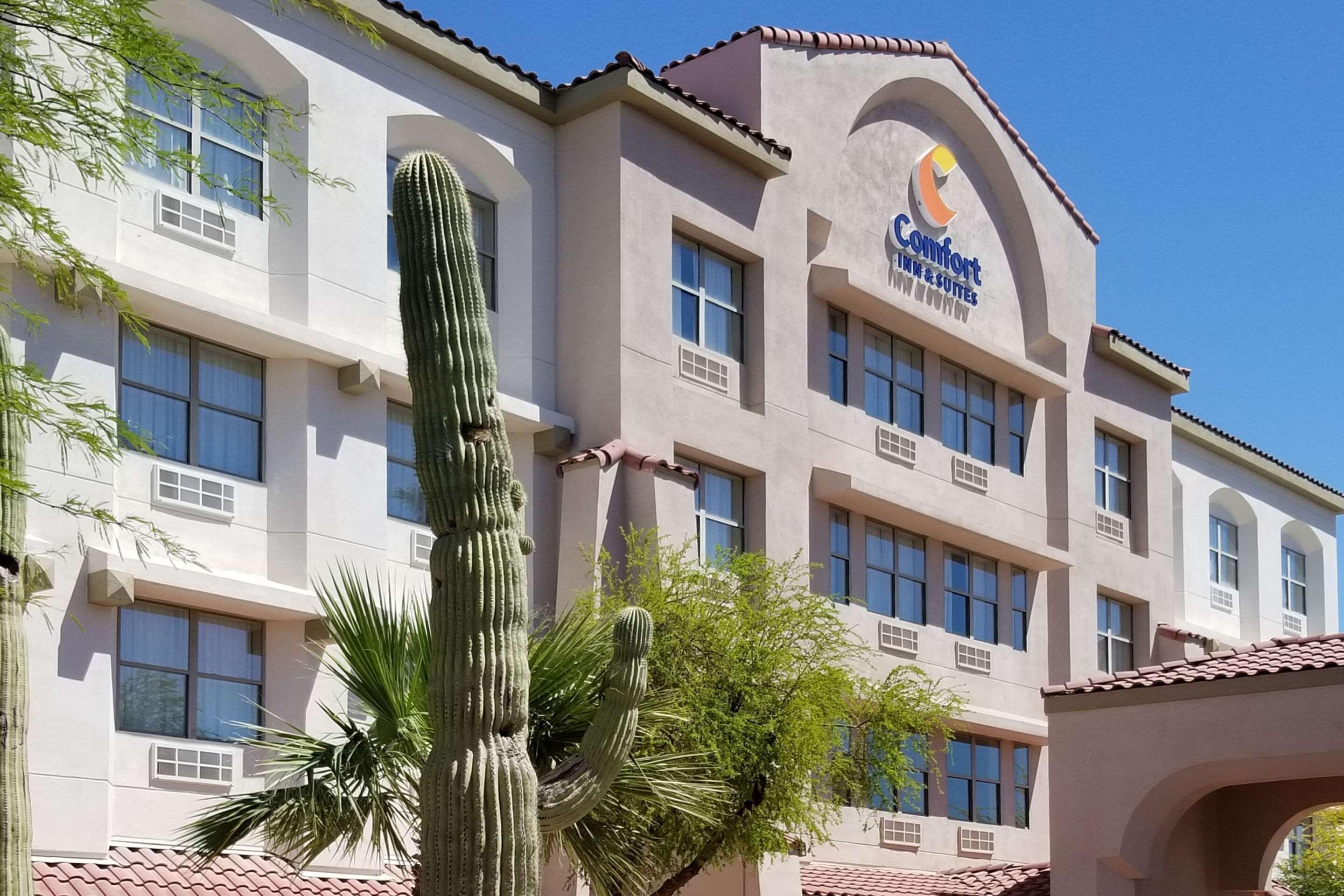 Comfort Inn & Suites Tempe Phoenix Sky Harbor Airport Ngoại thất bức ảnh