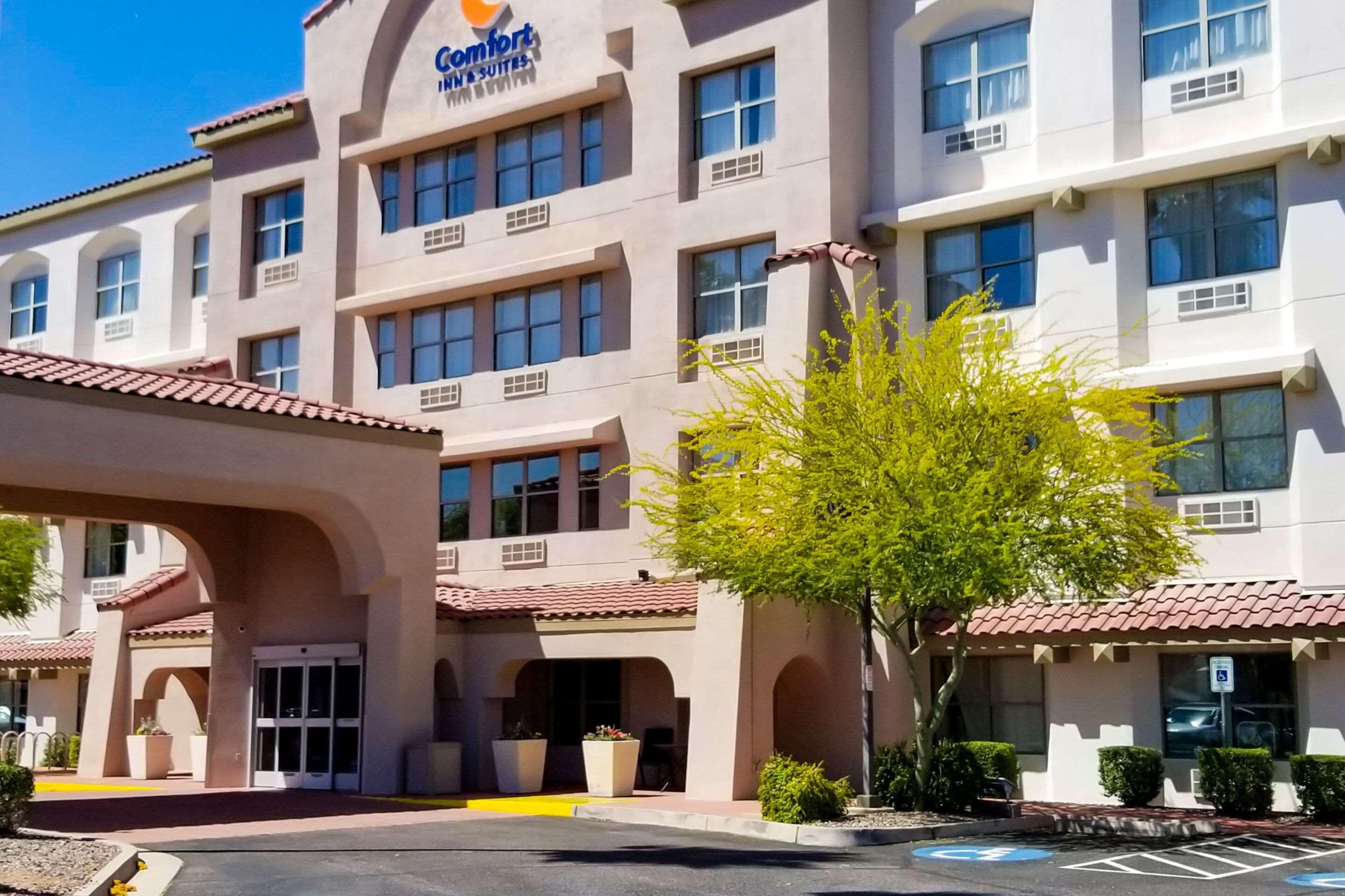 Comfort Inn & Suites Tempe Phoenix Sky Harbor Airport Ngoại thất bức ảnh