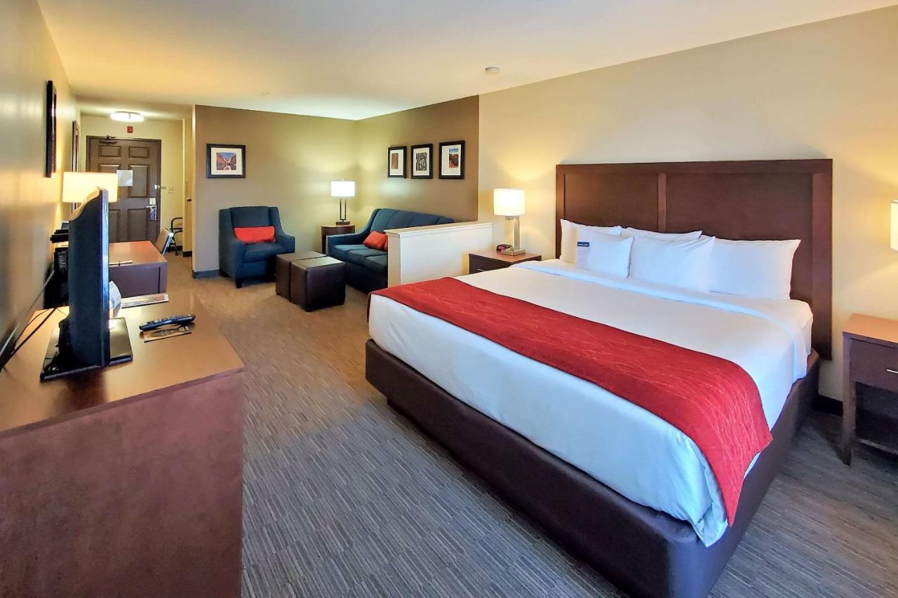 Comfort Inn & Suites Tempe Phoenix Sky Harbor Airport Ngoại thất bức ảnh