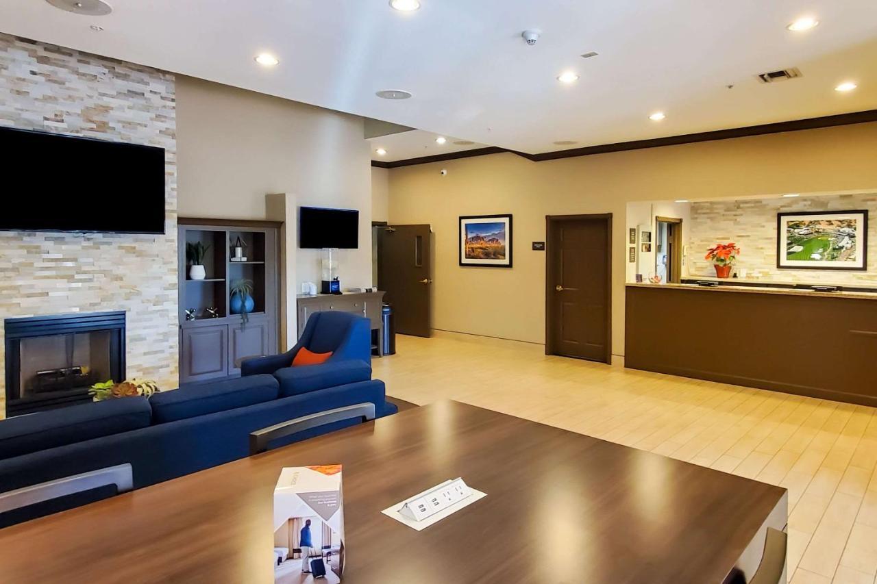 Comfort Inn & Suites Tempe Phoenix Sky Harbor Airport Ngoại thất bức ảnh