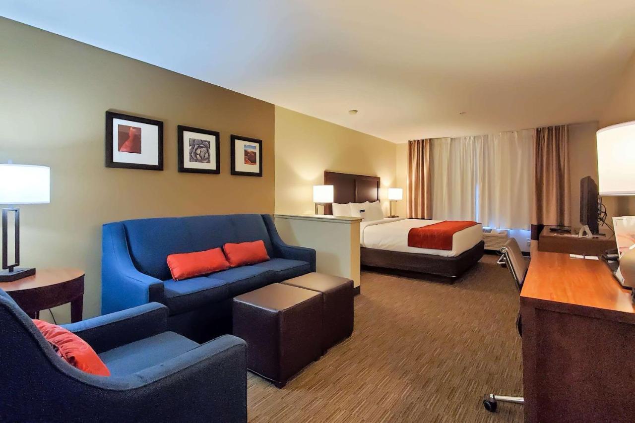 Comfort Inn & Suites Tempe Phoenix Sky Harbor Airport Ngoại thất bức ảnh