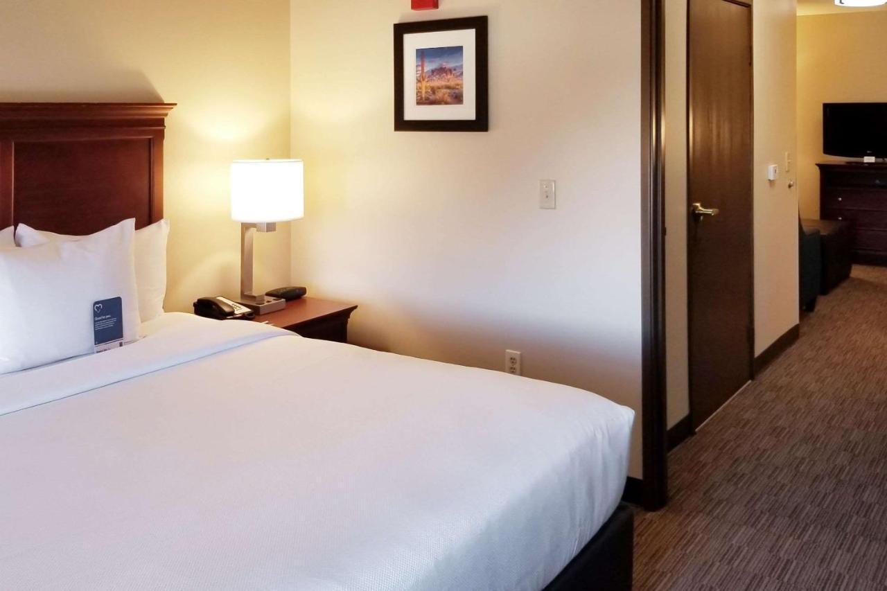 Comfort Inn & Suites Tempe Phoenix Sky Harbor Airport Ngoại thất bức ảnh